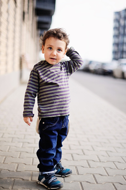 Baby boy in the city - Фото, зображення