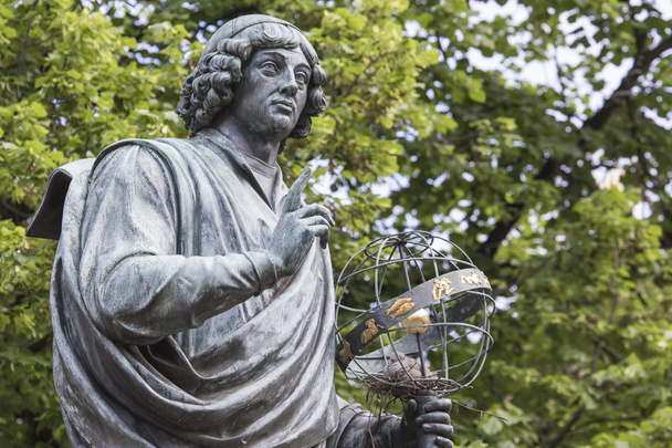 Emlékmű a nagy csillagász Nicolaus Copernicus, Torun, Lengyelország - Fotó, kép