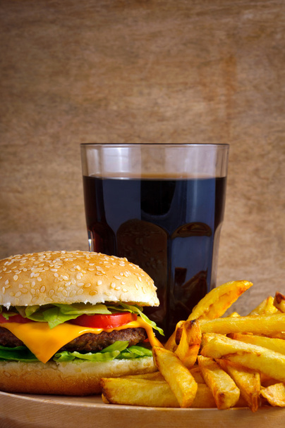 menu Hamburger z frytkami i cola - Zdjęcie, obraz