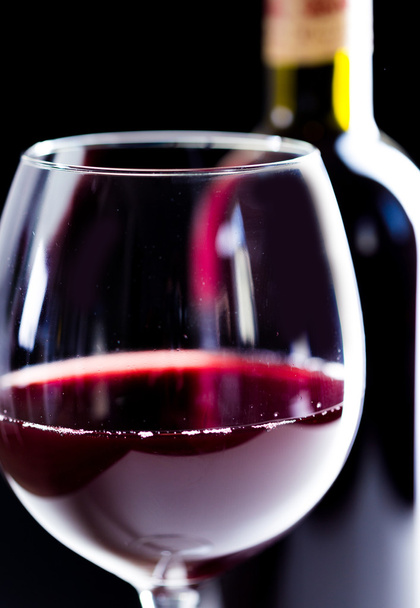 wineglass with red wine - Φωτογραφία, εικόνα