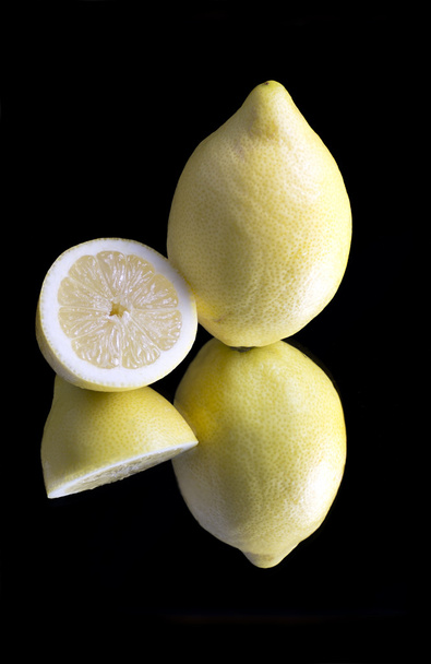 citroen staande - Foto, afbeelding