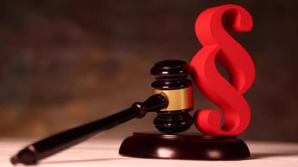 Paragraph sign with wooden gavel  - Footage, Video