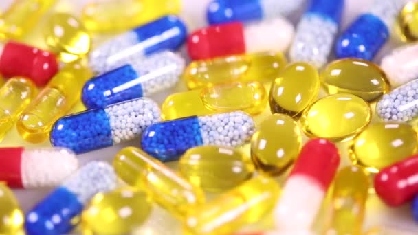 Antecedentes médicos con varias pastillas
 - Metraje, vídeo