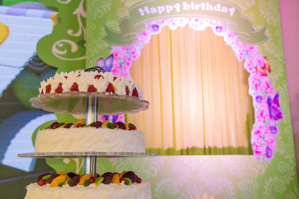 Le gâteau d'anniversaire - Photo, image