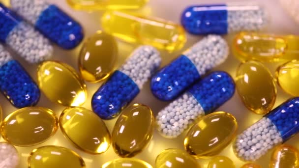 kleurrijke pillen en capsules - Video