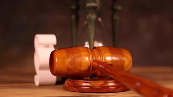 Gavel with Paragraph sign - Footage, Video