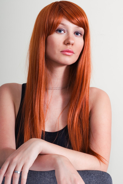 όμορφη γυναίκα με υπέροχη κόκκινα μαλλιά - Φωτογραφία, εικόνα