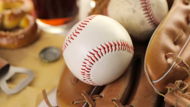 Comida fiesta de béisbol
 - Metraje, vídeo