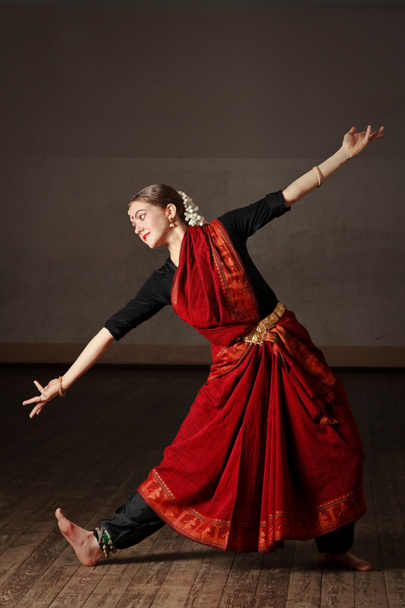 kitevő bharat natyam tánc - Fotó, kép