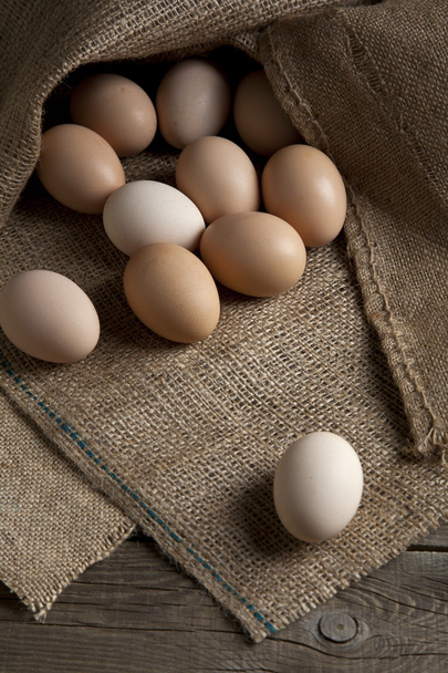 eggs on sacking - Фото, зображення