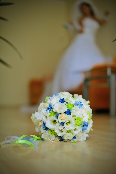 La mariée avec un bouquet
 - Photo, image