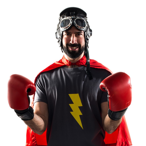 Glücklicher Superheld mit Boxhandschuhen - Foto, Bild