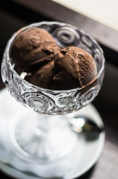 Ice cream in vintage cup - Foto, afbeelding