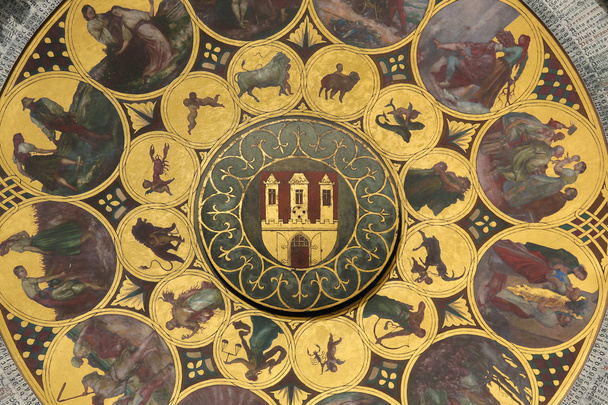 Praha tähtitieteellinen kello tai orloj
 - Valokuva, kuva