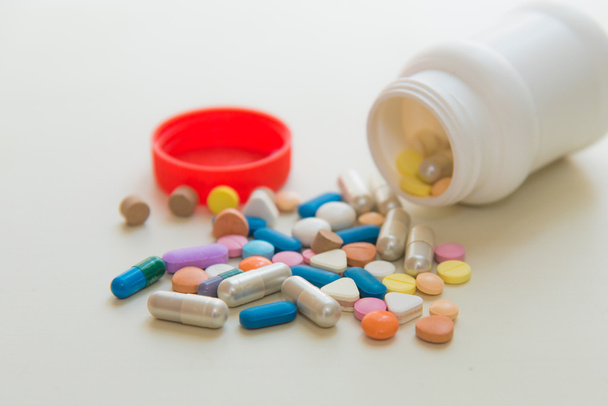 Vários comprimidos medicne
 - Foto, Imagem