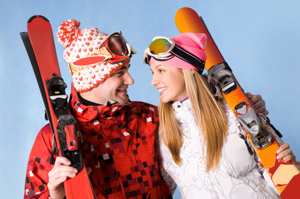 Esquiadores felizes
 - Foto, Imagem