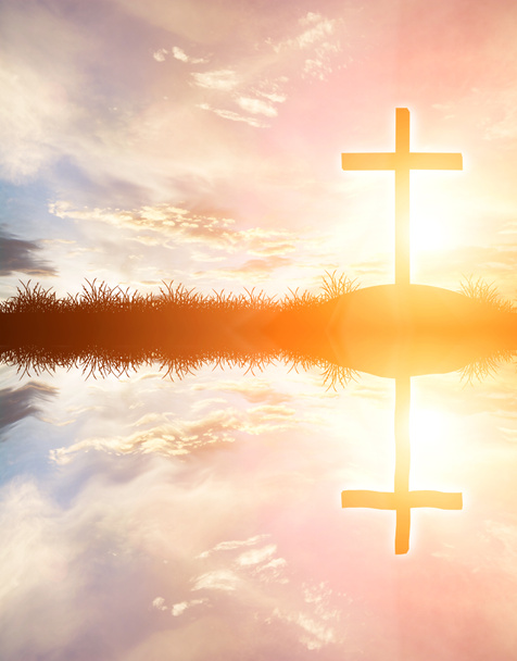 kříž silueta na hoře při západu slunce s odraz na vodě - Fotografie, Obrázek