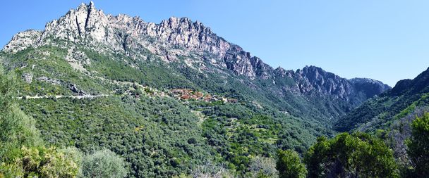 Πανόραμα Capu Ota βουνό και Spelunca φαράγγι - Φωτογραφία, εικόνα