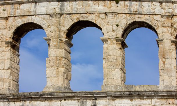 Пула, Хорватия - Римский амфитеатр - детали
 - Фото, изображение