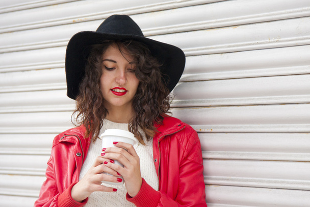  vrouw koffie beker - Foto, afbeelding