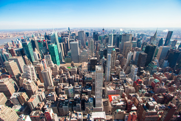 Lindos arranha-céus de Nova York com arranha-céus urbanos no início da manhã
 - Foto, Imagem