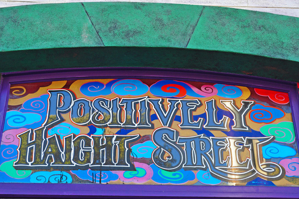 San Francisco: winkelstraat Haight Street in Haight Ashbury district - Foto, afbeelding