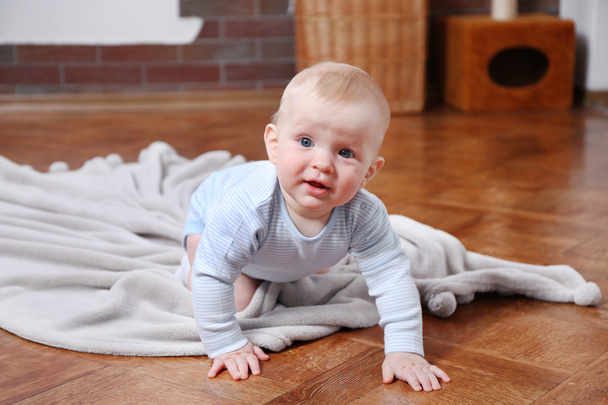 Crawling baby on the blanket  - Φωτογραφία, εικόνα
