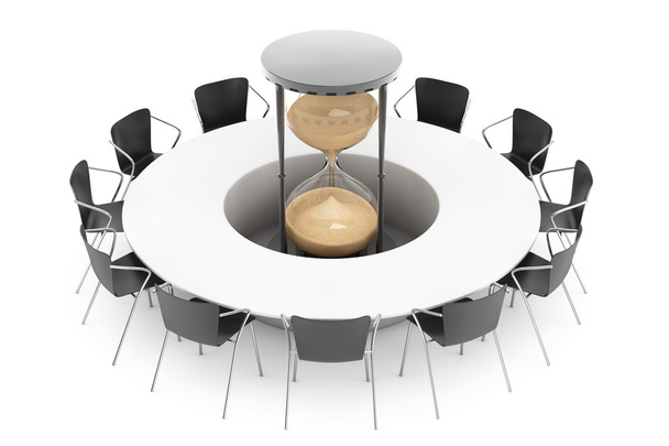 Бізнес час концепція. Стільці навколо столу з піску годинник  - Фото, зображення