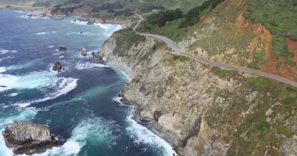 Cars drive on road along the Big Sur - Footage, Video