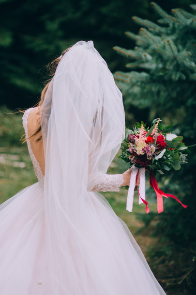 Stylish bride on a walk - Photo, Image
