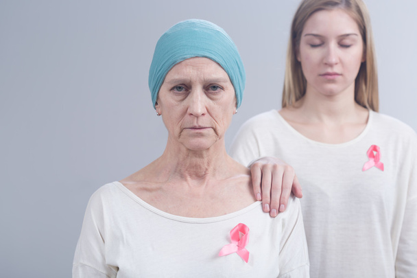 Expressing support for woman with breast cancer - Foto, Imagem