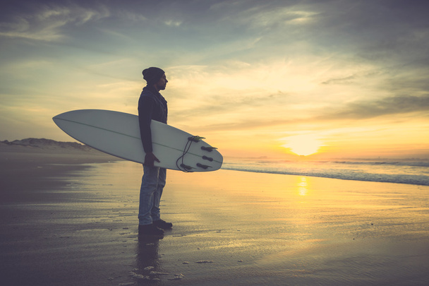 A surfer looking to the waves - Fotó, kép