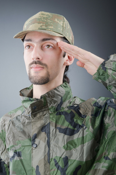 soldaat geïsoleerd op de witte - Foto, afbeelding