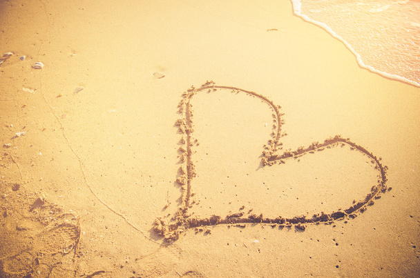 hand draw heart on sand beach valentine concept - Photo, Image