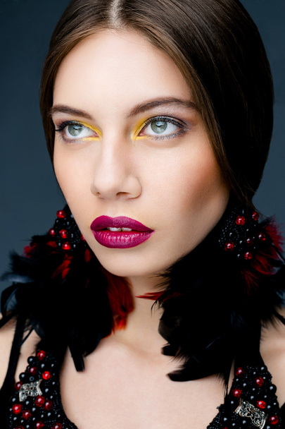 Woman with bright makeup - Valokuva, kuva