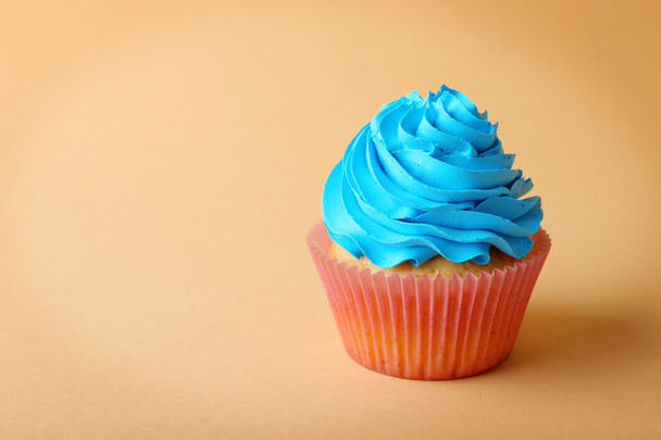 colorful Birthday cupcake    - Valokuva, kuva