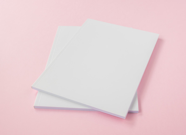 empty and white Booklets - Valokuva, kuva