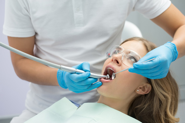Girl in dentistry - Foto, imagen