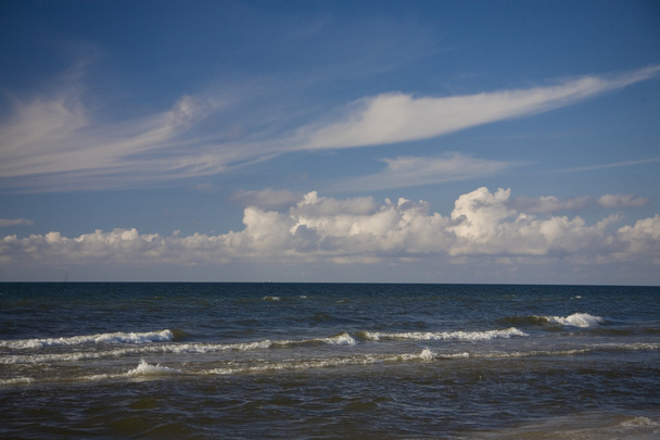 morze krajobraz lato niebieski z Polski Bałtyk - Zdjęcie, obraz