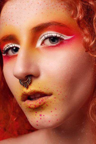 Beautiful Woman with Red Hair and bright makeup - Valokuva, kuva