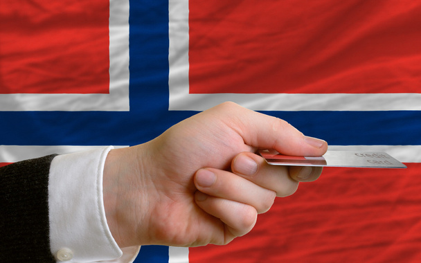 Купівля з кредитною карткою в Норвегії
 - Фото, зображення