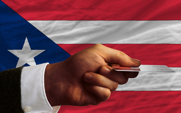Compra con tarjeta de crédito en Puerto Rico
 - Foto, Imagen