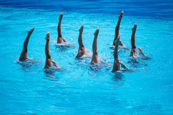 Equipo de natación sincronizada
 - Foto, Imagen