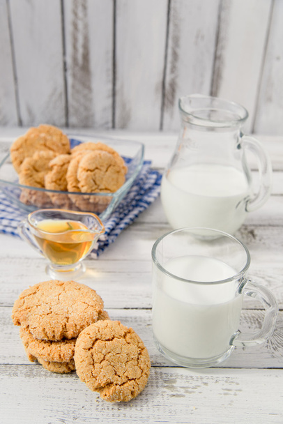 milk and cookies - Foto, Imagen