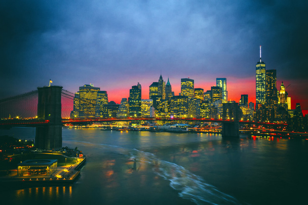 The New York City skyline w Brooklyn Bridge - Photo, Image