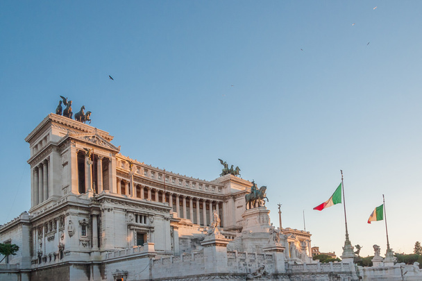 Monumento Nazionale a Vittorio Emanuele II in Rome  Italy - Φωτογραφία, εικόνα