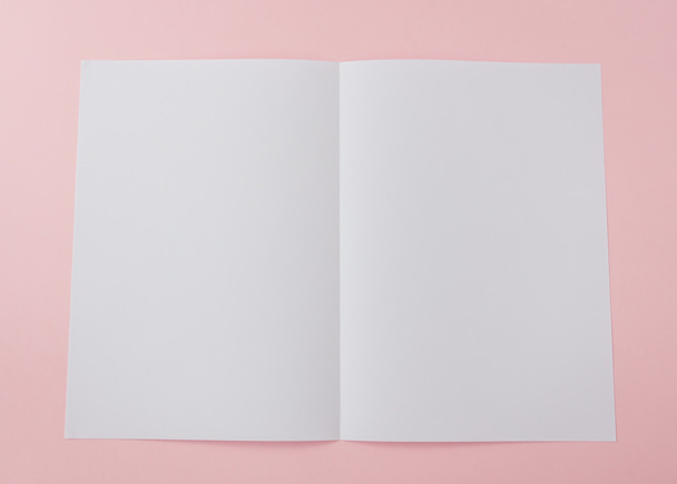 Bifold white template paper  - Фото, зображення