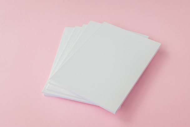 empty and white Booklets - Foto, Imagem