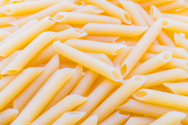 Gele droge pasta  - Foto, afbeelding