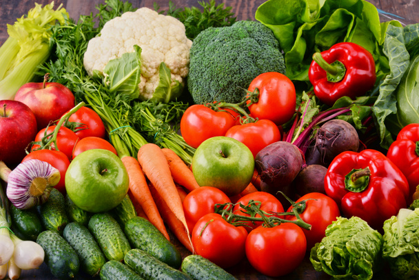Assorted raw organic vegetables - Foto, Imagen